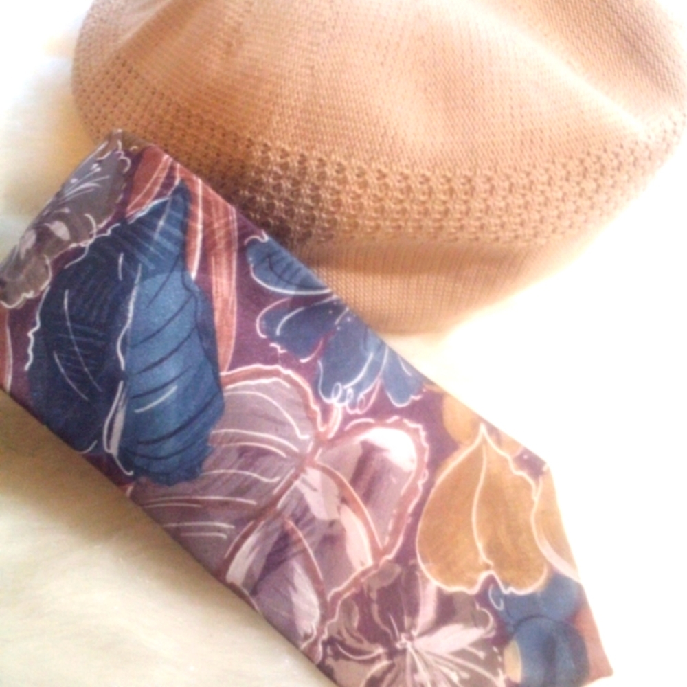 Vintage Manhattan Men's Tie